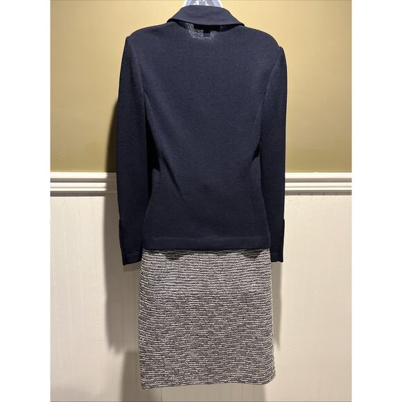 Vtg St John 2pc Skirt Suit Navy Blue Santana Knit Gold Tone Button Jacket Sz 2 - Picture 6 of 6